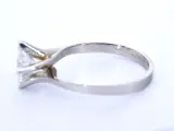 Gouden solitair vierpoots ring met een briljant geslepen diamant (gecertificeerd) – foto 9 – kavel bij Onlineveilingmeester