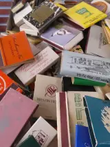 verzameling luciferdoosjes – foto 9 – kavel bij De Kringwinkel, Heverlee