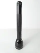 Mag-Lite zaklamp lang model zwart – foto 13 – kavel bij De Kringwinkel, Heverlee