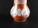 Set van 2 Oosterse porseleinen vaasjes - Japanse stijl – foto 21 – kavel bij De Kringwinkel, Heverlee