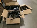 Dozen met metalen opvouwbare onderstellen, zwart – foto 5 – kavel bij Onlineveilingmeester, Zutphen