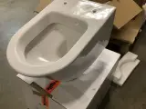 Hangtoilet, zonder toiletbril, wit – foto 3 – kavel bij Onlineveilingmeester, Zutphen