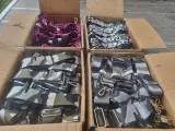Ca. 96x Tassenbanden, 24 stuks per kleur, 4 Kleuren – foto 6 – kavel bij Onlineveilingmeester, Zutphen