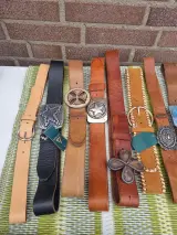 Ca. 100x Lederen riemen, diverse kleuren – foto 8 – kavel bij Onlineveilingmeester, Zutphen