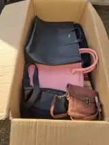 Ca. 35x diverse tassen, diverse kleuren – foto 3 – kavel bij Onlineveilingmeester, Zutphen