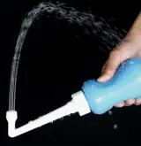 Ca. 75x Draagbare bidet, Life Hacks, roze/blauw – foto 4 – kavel bij Onlineveilingmeester, Zutphen