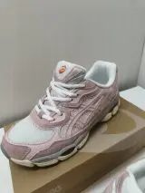 Loopschoenen, Asics, roze – foto 3 – kavel bij Onlineveilingmeester, Zutphen
