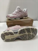 Loopschoenen, Asics, roze – foto 2 – kavel bij Onlineveilingmeester, Zutphen