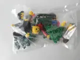 Partij LEGO bouwstenen met bouwplaten en minifiguren – foto 8 – kavel bij De Kringwinkel, Heverlee