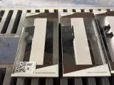 4x Deurkruk + langschild 250x55x2 mm Intersteel, Amsterdam, Jura, rvs zwart – foto 2 – kavel bij Onlineveilingmeester, Hoogeveen