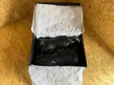 Voetbalschoenen - paar Dores – foto 3 – kavel bij Onlineveilingmeester