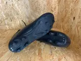 Voetbalschoenen - paar Dores – foto 5 – kavel bij Onlineveilingmeester