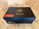 Voetbalschoenen - paar Dores – foto 6 – kavel bij Onlineveilingmeester