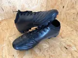 Voetbalschoenen - paar Dores – foto 4 – kavel bij Onlineveilingmeester