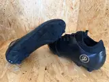 Voetbalschoenen - paar Dores – foto 3 – kavel bij Onlineveilingmeester