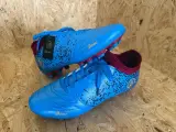 Voetbalschoenen - paar Dores – foto 3 – kavel bij Onlineveilingmeester