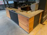 Industriële baropstelling – foto 2 – kavel bij Onlineveilingmeester, Hengelo