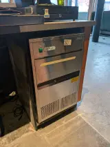 Horeca ijsblokjesmachine Saro, EB 40, bouwjaar 2023 – foto 3 – kavel bij Onlineveilingmeester, Hengelo