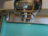 Koffieautomaat Douwe Egberts, EC/EU230V-S – foto 7 – kavel bij Onlineveilingmeester, Hengelo