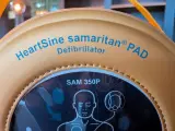 AED in wandkast Heartsine Technologies, Samaritan PAD 350P, bouwjaar 2014 – foto 3 – kavel bij Onlineveilingmeester, Hengelo