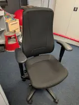 3x Bureautafel – foto 4 – kavel bij Onlineveilingmeester, Hengelo