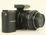 Samsung NX2000 systeemcamera met 20–50 mm objectief en accessoires – foto 8 – kavel bij De Kringwinkel, Antwerpen