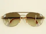Persol goudkleurige piloten zonnebril (circa 1988–1995) – foto 6 – kavel bij De Kringwinkel, Antwerpen