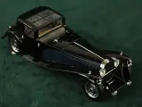 Collectie van 17 Modelauto's – Mercedes-Benz, Jaguar, Corvette, Klassieke Oldtimers & Cabriolets – foto 13 – kavel bij De Kringwinkel, Antwerpen
