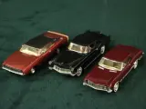 Collectie van 17 Modelauto's – Mercedes-Benz, Jaguar, Corvette, Klassieke Oldtimers & Cabriolets – foto 17 – kavel bij De Kringwinkel, Antwerpen