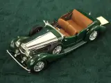 Collectie van 17 Modelauto's – Mercedes-Benz, Jaguar, Corvette, Klassieke Oldtimers & Cabriolets – foto 7 – kavel bij De Kringwinkel, Antwerpen