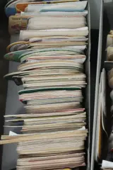 Groot lot bierviltjes – foto 5 – kavel bij De Kringwinkel, Brecht