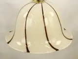 Vintage crémékleurige hanglamp in klokvorm met bruin-bronskleurige lijnen – foto 6 – kavel bij De Kringwinkel, Antwerpen