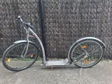Blauwerk Sidewalker Cruiser – foto 2 – kavel bij De Kringwinkel, Ieper
