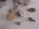 Verzameling diverse mineralen en gesteenten – foto 10 – kavel bij De Kringwinkel, Heverlee