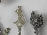 Verzameling souvenirlepels diverse steden en thema's(313 stuks) – foto 10 – kavel bij De Kringwinkel, Heverlee