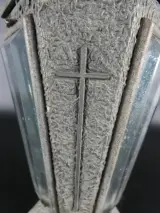 Metaallegering graflantaarn – Zeshoekig met Facetglas & Kruis – foto 7 – kavel bij De Kringwinkel, Heverlee