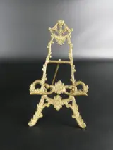 Decoratieve waaiervormige fotolijst met tafelezel – foto 3 – kavel bij De Kringwinkel, Heverlee