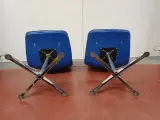2 vintage blauwe designstoelen – foto 6 – kavel bij De Kringwinkel, Ninove