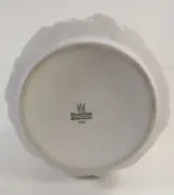 Bareuther Waldsassen porseleinen vaas met reliëfdecor – foto 4 – kavel bij De Kringwinkel, Turnhout