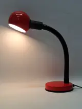 Vintage Veneta Lumi Italiaanse Bureaulamp - Rood/Zwart – kavel bij De Kringwinkel, Gent