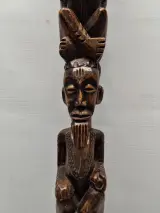Handgesneden Afrikaanse totem sculptuur – foto 6 – kavel bij De Kringwinkel, Gent