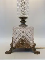 Elegante vintage Massive tafellamp - geslepen glas & sierlijk messing – foto 3 – kavel bij De Kringwinkel, Gent