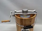 Elite Gourmet Vintage Ice Cream Maker – elektrisch én handmatig – foto 2 – kavel bij De Kringwinkel, Gent