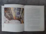 Boek: Hoe kunst de wereld maakt – foto 3 – kavel bij De Kringwinkel, Gent