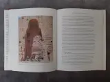 Boek: Hoe kunst de wereld maakt – foto 6 – kavel bij De Kringwinkel, Gent
