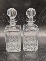 Set Vintage Kristallen Whisky karaffen met Bolsluiting – kavel bij De Kringwinkel, Gent