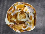 Vintage Glazen Schaal met Amber-wit Vlekkenpatroon - Roman Glassworks Linz – foto 5 – kavel bij De Kringwinkel, Gent
