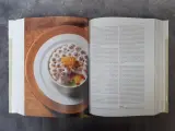 Boek: De Grote Larousse Gastronomique + Receptenboek – foto 9 – kavel bij De Kringwinkel, Gent