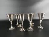 Silea zilverkleurige wijnglazen en ijsemmer set | 9-delig – foto 4 – kavel bij De Kringwinkel, Heverlee