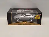 Verzameling van drie Maisto schaalmodellen 1:18 met Jaguar, Lamborghini en Mercedes – foto 4 – kavel bij De Kringwinkel, Gent